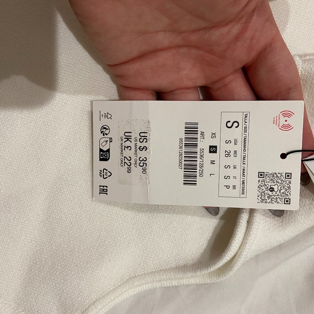 Zara Knit Vest - Picture 3 of 3